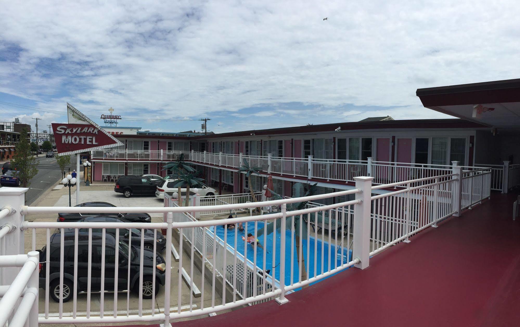 Skylark Resort Motel Wildwood Eksteriør billede