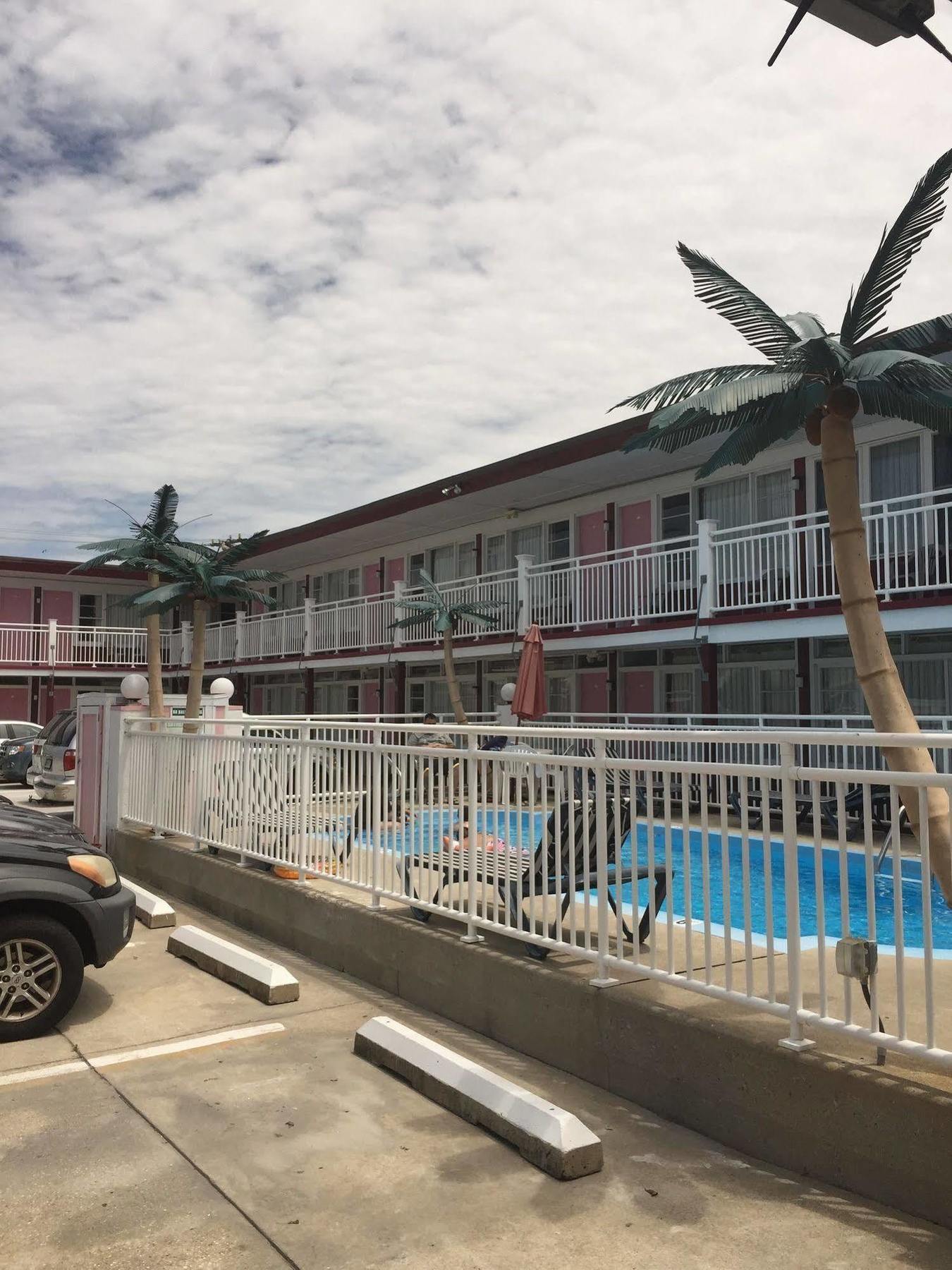 Skylark Resort Motel Wildwood Eksteriør billede